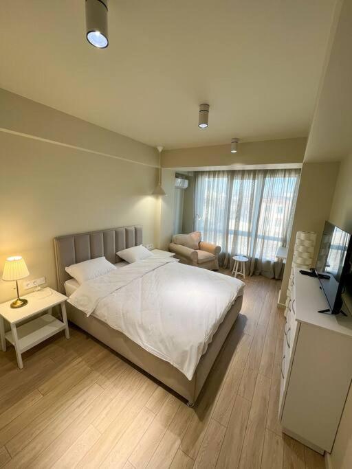 2 Bedroom On Ismail Corner Stefan Cel Mare, New Apartment, Chisinau Center! Exteriör bild