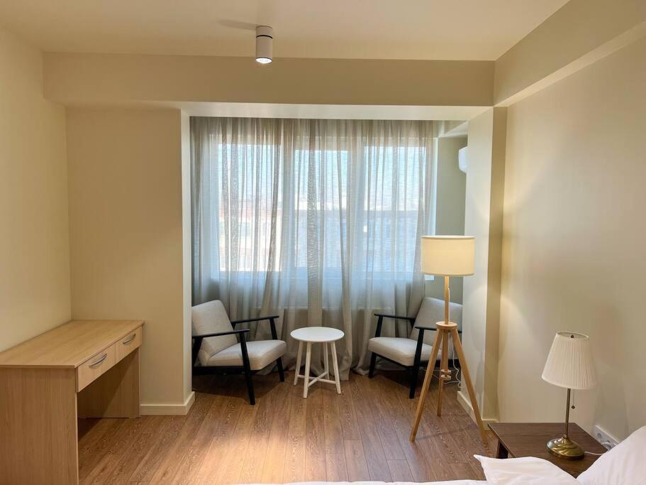 2 Bedroom On Ismail Corner Stefan Cel Mare, New Apartment, Chisinau Center! Exteriör bild